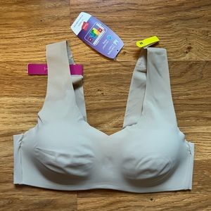 Hanes Nude Bra/Bralette